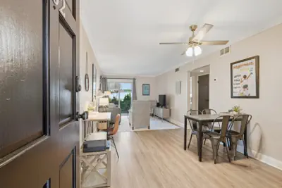 Photo 3 - Stadium Village Flat - Walk to DT & Stadium!