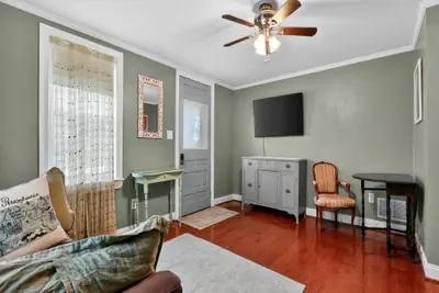 Photo 5 - Liberty Suite