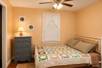 Photo 2 - Liberty Suite