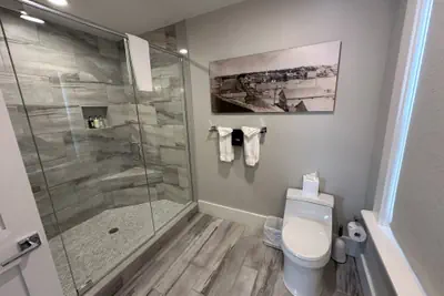 Photo 5 - Contemporary 1 Bed/ 1 Bath on Historic Pelham St