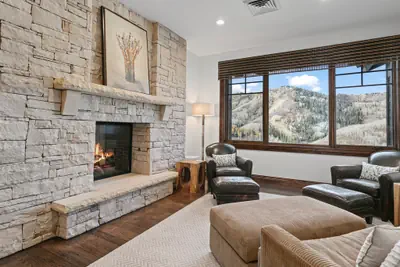 Photo 5 - Ski-In/Ski-Out 4BR Deer Valley Retreat