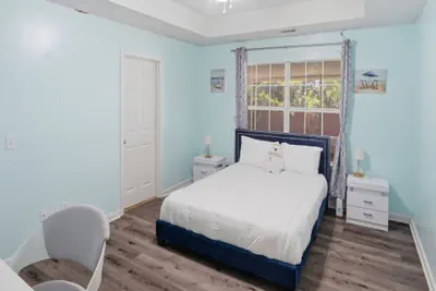 Photo 5 - 3BR Savannah Home Sleeps 5 Near historic District