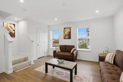 Photo 2 - New 4BR Townhome Near Harpers Ferry