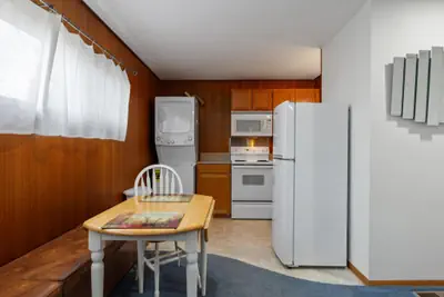 Photo 5 - Sunflower Studio - 7 Minutes to UO & 4 Minutes to Downtown