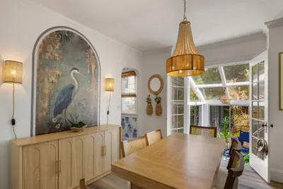 Photo 2 - Bella Azul - Charming Home Minutes from Campus