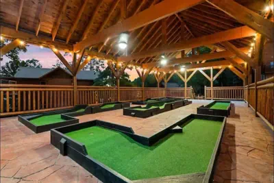 Photo 4 - Smoky Summit Lodge