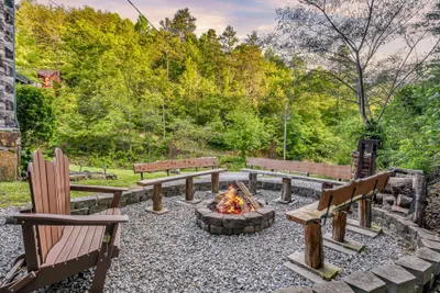 Photo 2 - Hidden Acres Lodge