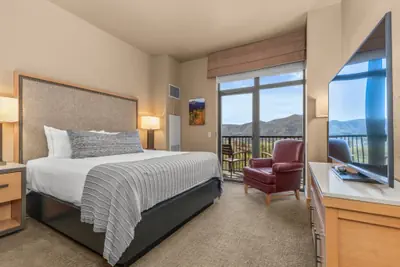 Photo 4 - Comfortable 2 Bedroom Condo at Steamboat Grand