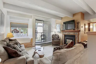 Photo 2 - Lodge at Copper 1 Bedroom + Den Condo #304