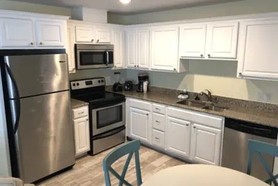 Photo 3 - BeachGate Condo Suites and Oceanfront Resort - One Bedroom Suite #3