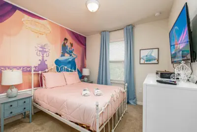 Photo 5 - Family-Friendly 5BR Retreat | Splash Pool + Resort Amenities + No Rear Neighbors