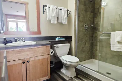 Photo 5 - Schweitzer PM: White Pine 407 - 2BR w/ Kings & Lake View