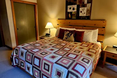 Photo 5 - Schweitzer PM: White Pine 206 - Ski-In/Out 2BR w/ Amazing Balcony