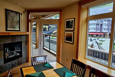Photo 3 - Schweitzer PM: White Pine 206 - Ski-In/Out 2BR w/ Amazing Balcony