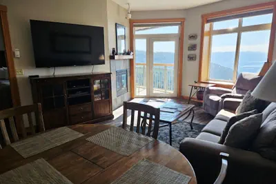 Photo 2 - Schweitzer PM: Cozy 1BD White Pine 509