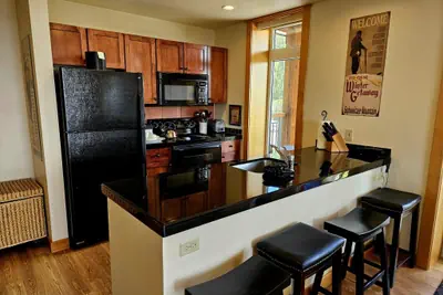 Photo 3 - Schweitzer PM: Ski-In/Out 2BR White Pine 207