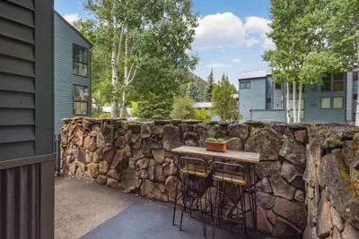 Photo 3 - Telluride Lodge 324