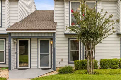 Photo 2 - Pet Friendly Beach Retreat | Fernandina Shores - 6355