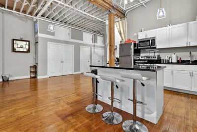 Photo 3 - New! Huge Downtown Loft - Game Room - Free Parking