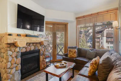 Photo 4 - Tucker Mountain 2 Bedroom Condo #401