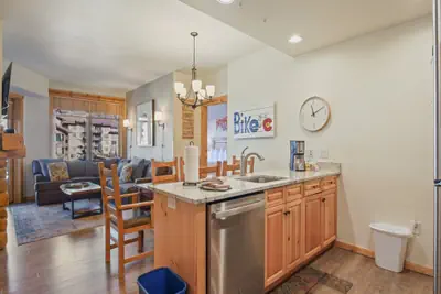Photo 2 - Tucker Mountain 2 Bedroom Condo #401