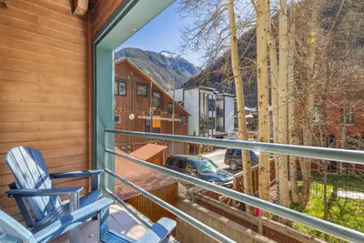 Photo 3 - Fall Line 107