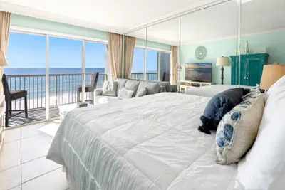 Photo 5 - Islander Beach Resort 504