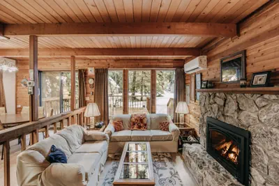 Photo 3 - 35SL - WIFI - A/C - Pets Ok - Fireplace - Sleeps 6