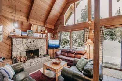 Photo 3 - 53MBR - Hot Tub - Wi-Fi - Sleeps 6