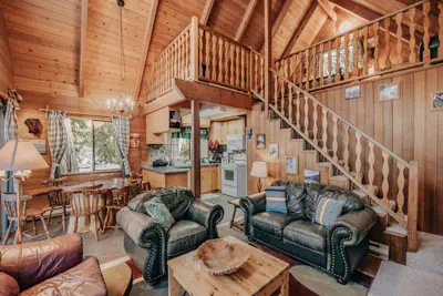 Photo 4 - 53MBR - Hot Tub - Wi-Fi - Sleeps 6