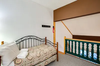Photo 5 - 56SLL - Fireplace - Inexpensive - Kitchenette - Sleeps 4