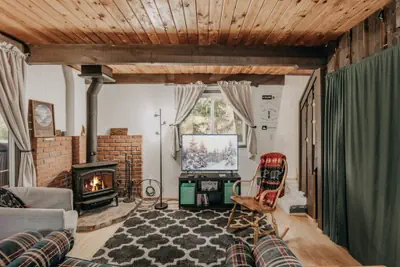 Photo 4 - 63MBR - Hot Tub - BBQ - Pets Ok - WiFi - Sleeps 6