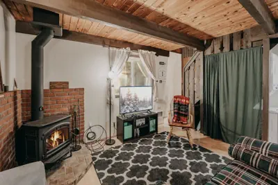 Photo 5 - 63MBR - Hot Tub - BBQ - Pets Ok - WiFi - Sleeps 6