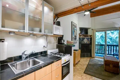 Photo 4 - 94SLL - Inexpensive - Fireplace - WiFi - Sleeps 4