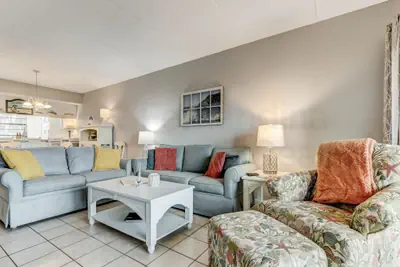 Photo 3 - Spacious Oceanfront Condo, Easy Access to Private Fishing Pier