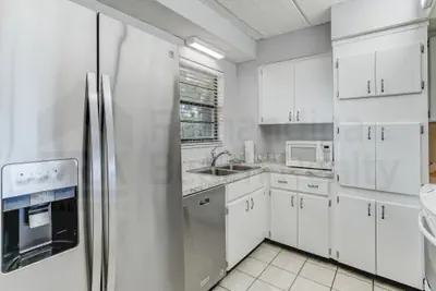 Photo 5 - Spacious Oceanfront Condo, Easy Access to Private Fishing Pier