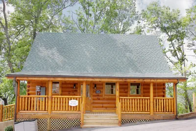 Photo 2 - Romantic and Quaint Cabin in the Smoky Mountains