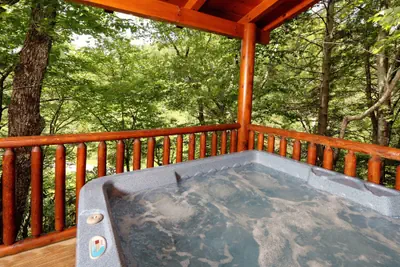 Photo 4 - Rustic and Elegant Cabin in Enchanting Views of Great Smoky Mountain