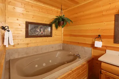 Photo 3 - Peaceful Getaway Cabin with Wide Open Spaces