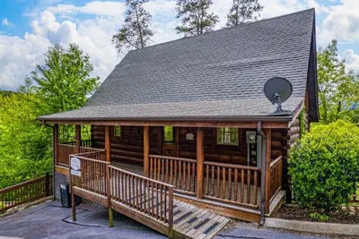 Photo 2 - Luxurious Log Cabin Nestled in the Great Smoky Mountains