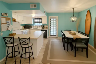 Photo 4 - Gone Coastal |Pools|Mini Golf| Sleeps 6