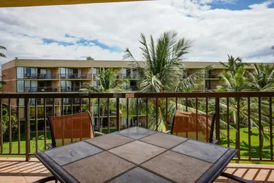 Photo 4 - Lovely Condo with Ocean View at Maui Sunset MSA403