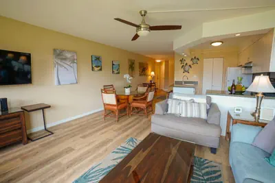 Photo 2 - Lovely Condo with Ocean View at Maui Sunset MSA403