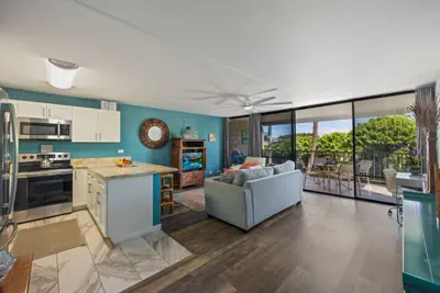 Photo 2 - Gorgeous Remodel, BEST location! KAKC206