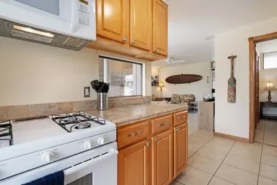 Photo 4 - Relaxing and Peaceful Condo, Walk to Beach! KTP302