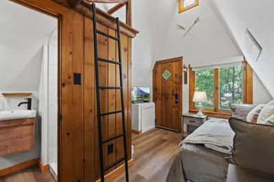 Photo 3 - Timber Lodge #25