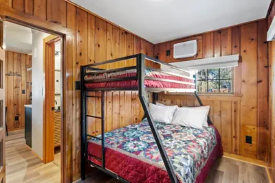 Photo 2 - Timber Lodge #14