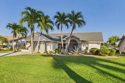 Photo 3 - Villa Rosegarden Oasis