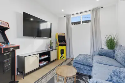 Photo 5 - One Block to Beach! 4BR w/ Game Room + Parking