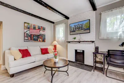 Photo 2 - 94 Walk Score | Capitol Hill Denver | New King Bed